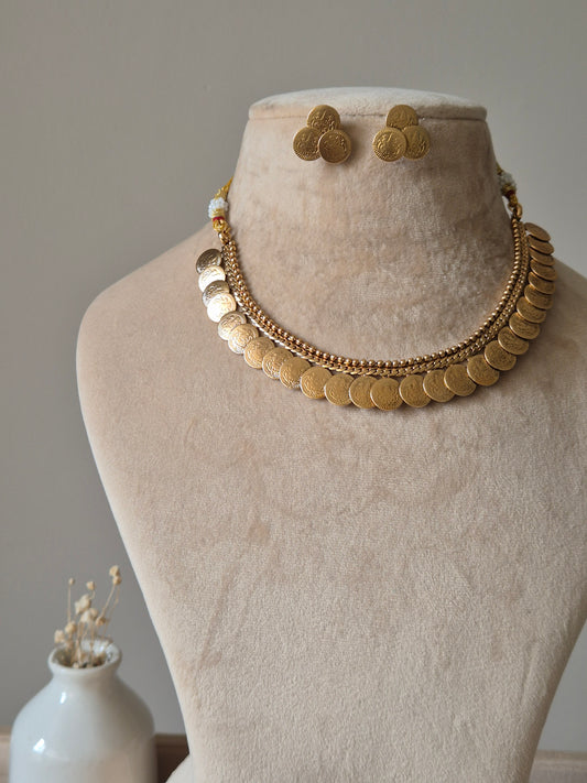 Gold necklace set, Sarita by Naitri, handcrafted traditional set.
