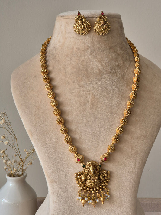 Sharmila Necklace Set