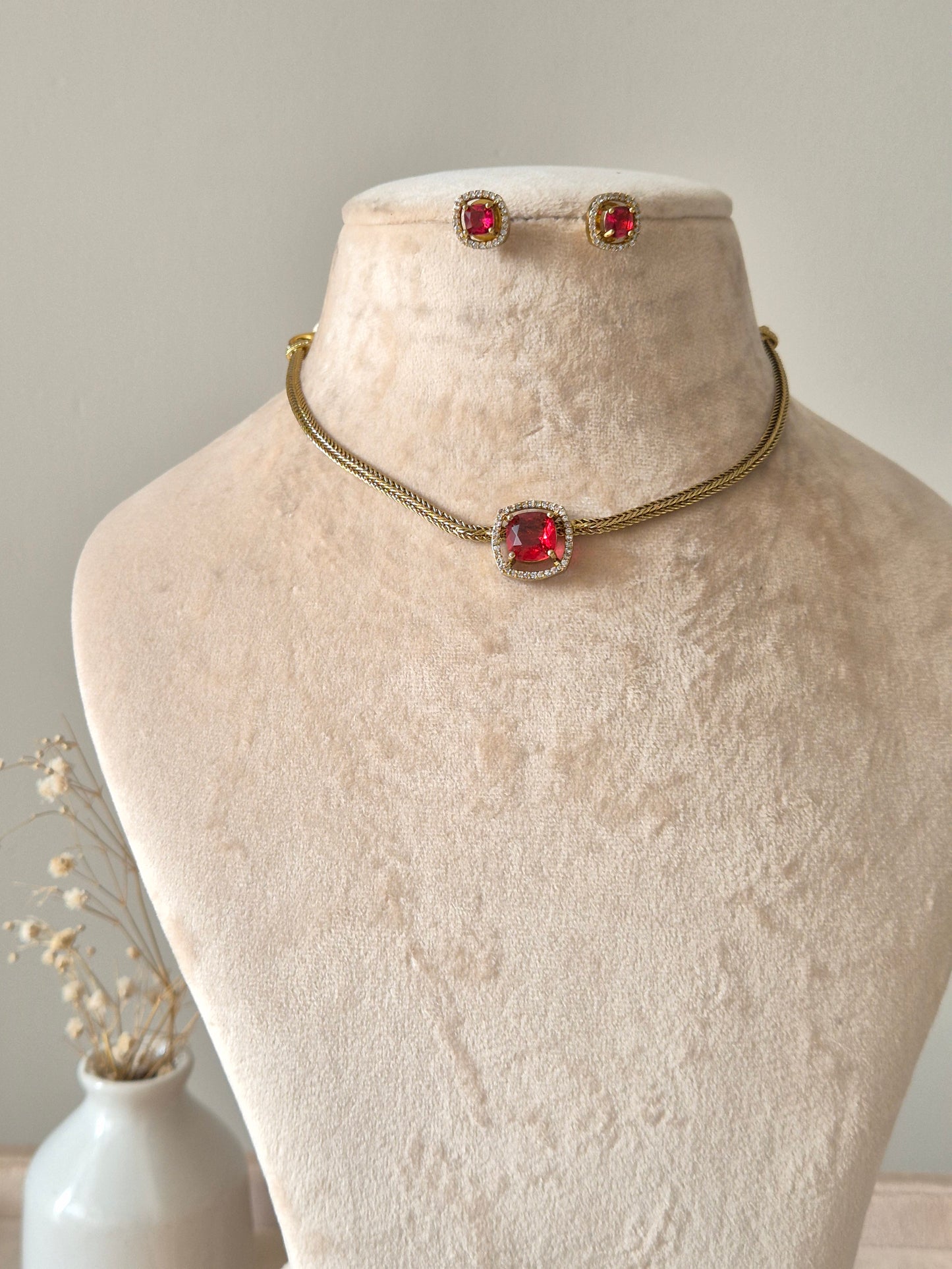 Geetika Necklace Set