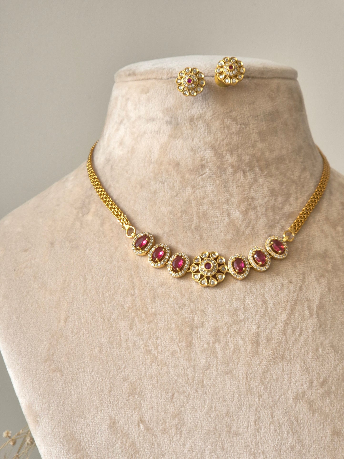Tithi Gold Necklace Set, handcrafted golden jewelry with modern Indian aesthetics by Naitri.