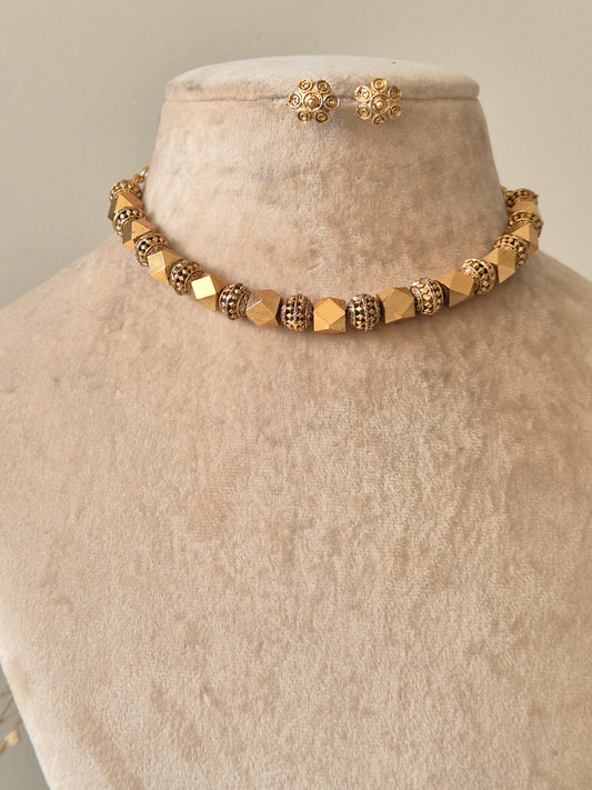Malati Necklace Set