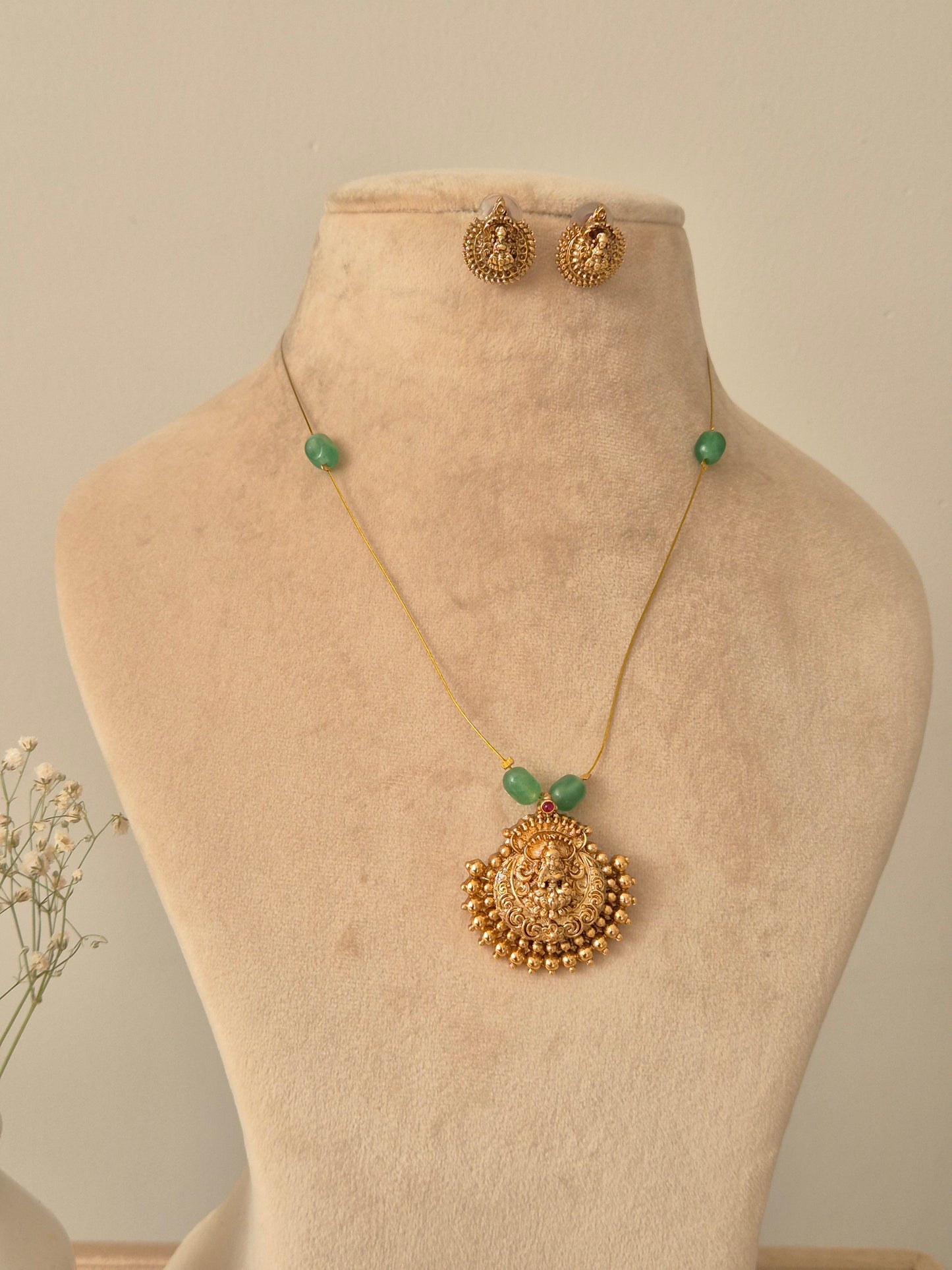 Ekisha Necklace Set by Naitri - Necklace