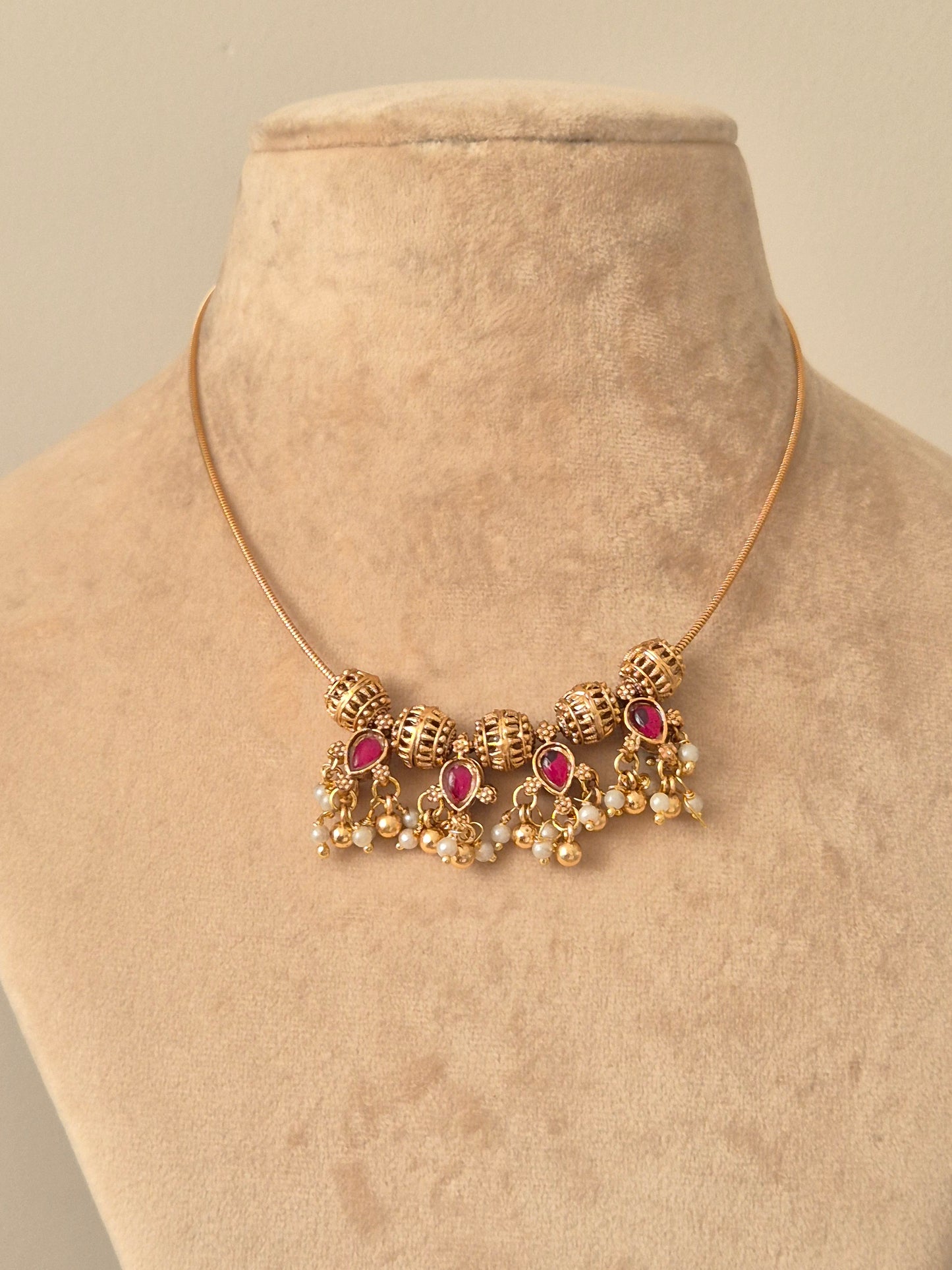 Simran Reversible Necklace