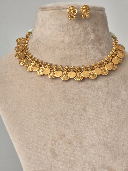 Pragya Golden Necklace Set