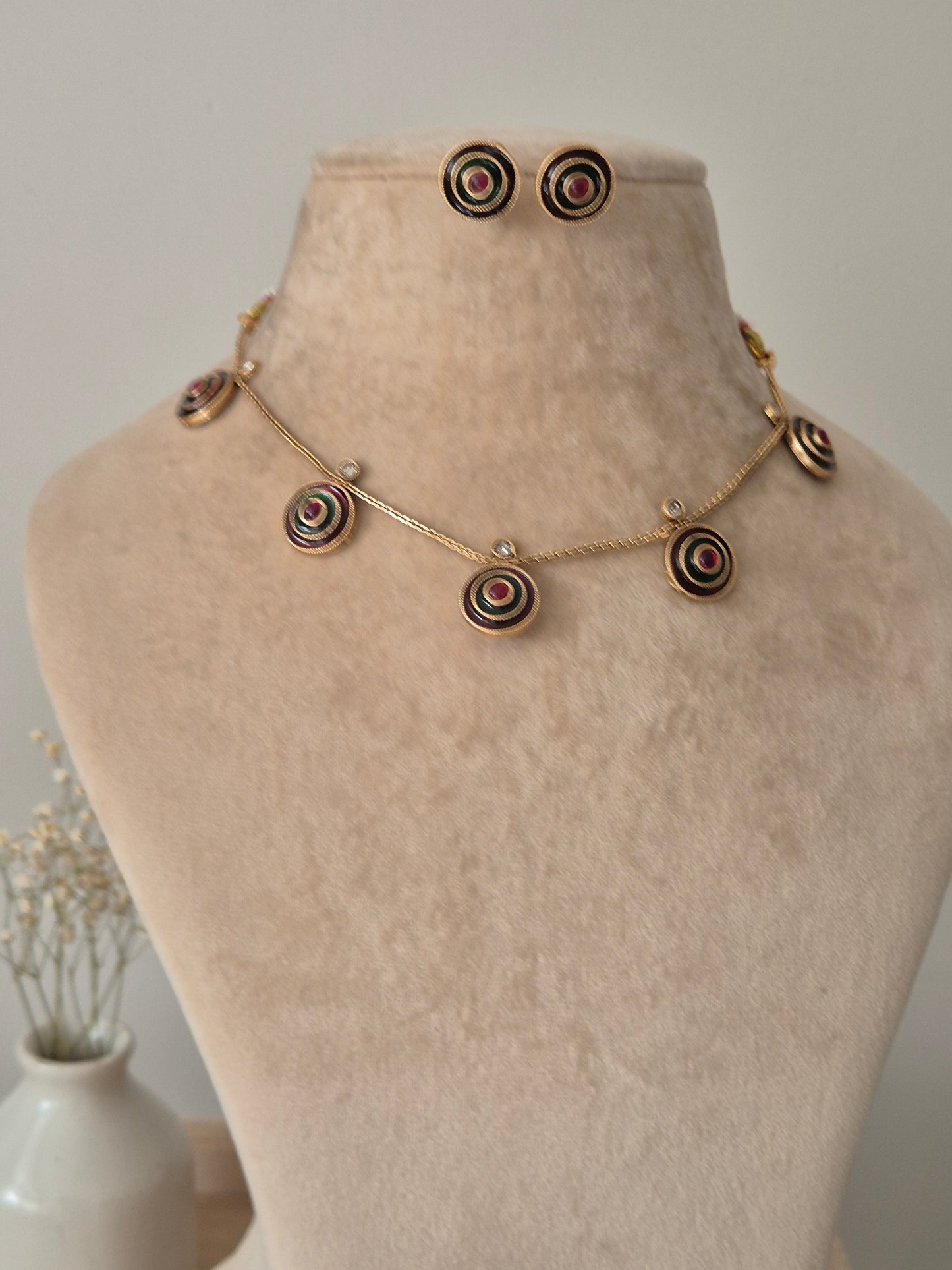 Anika Golden Necklace Set