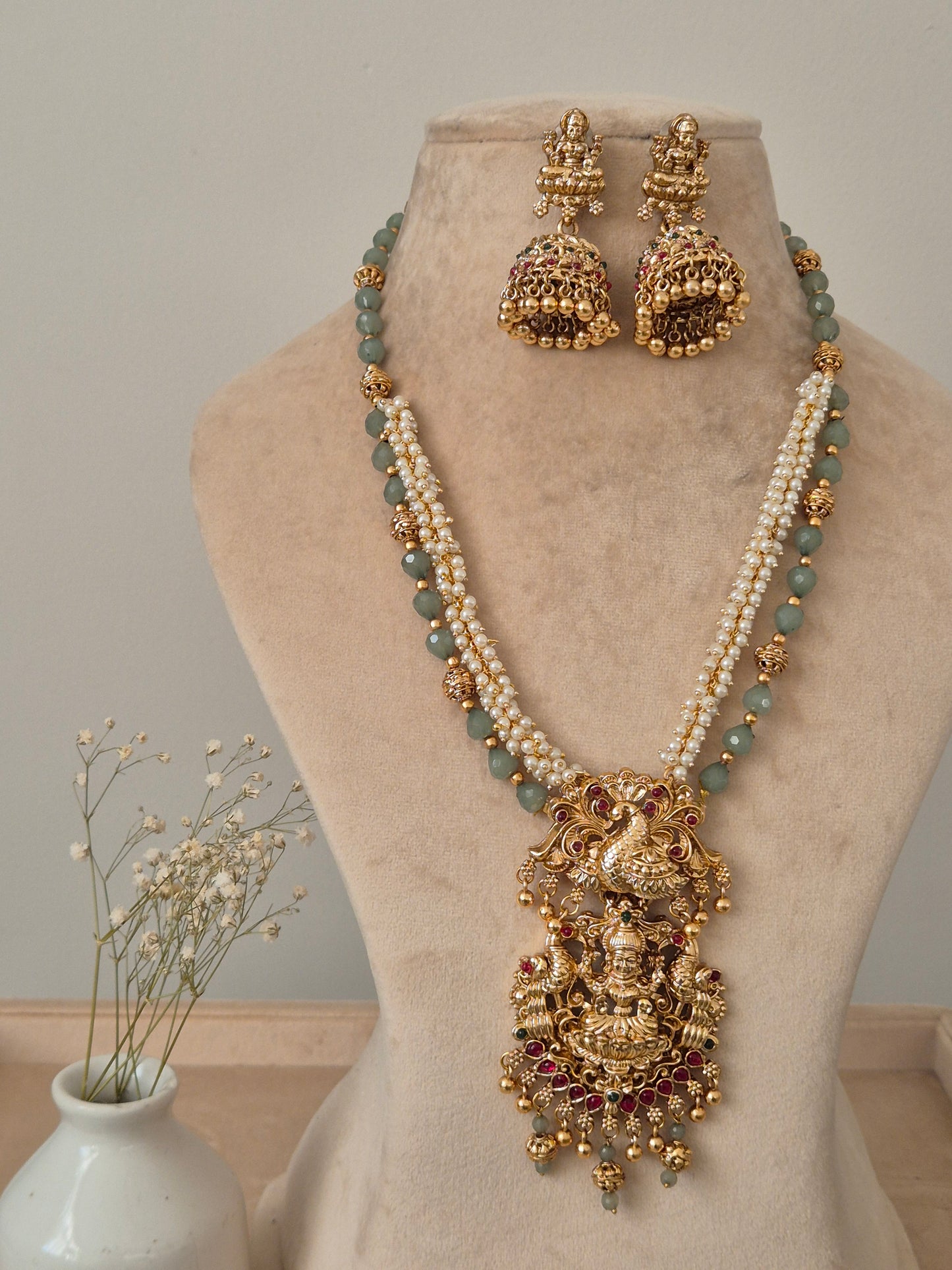 Surbhi Golden Necklace