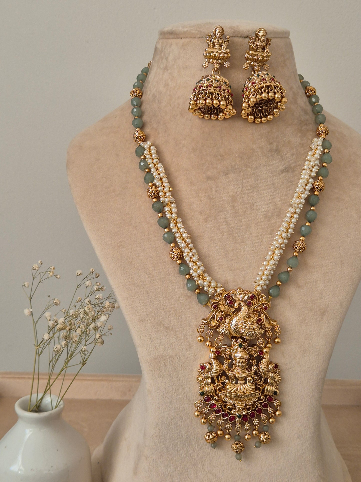 Surbhi Golden Necklace