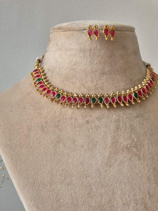 Leela Necklace Set