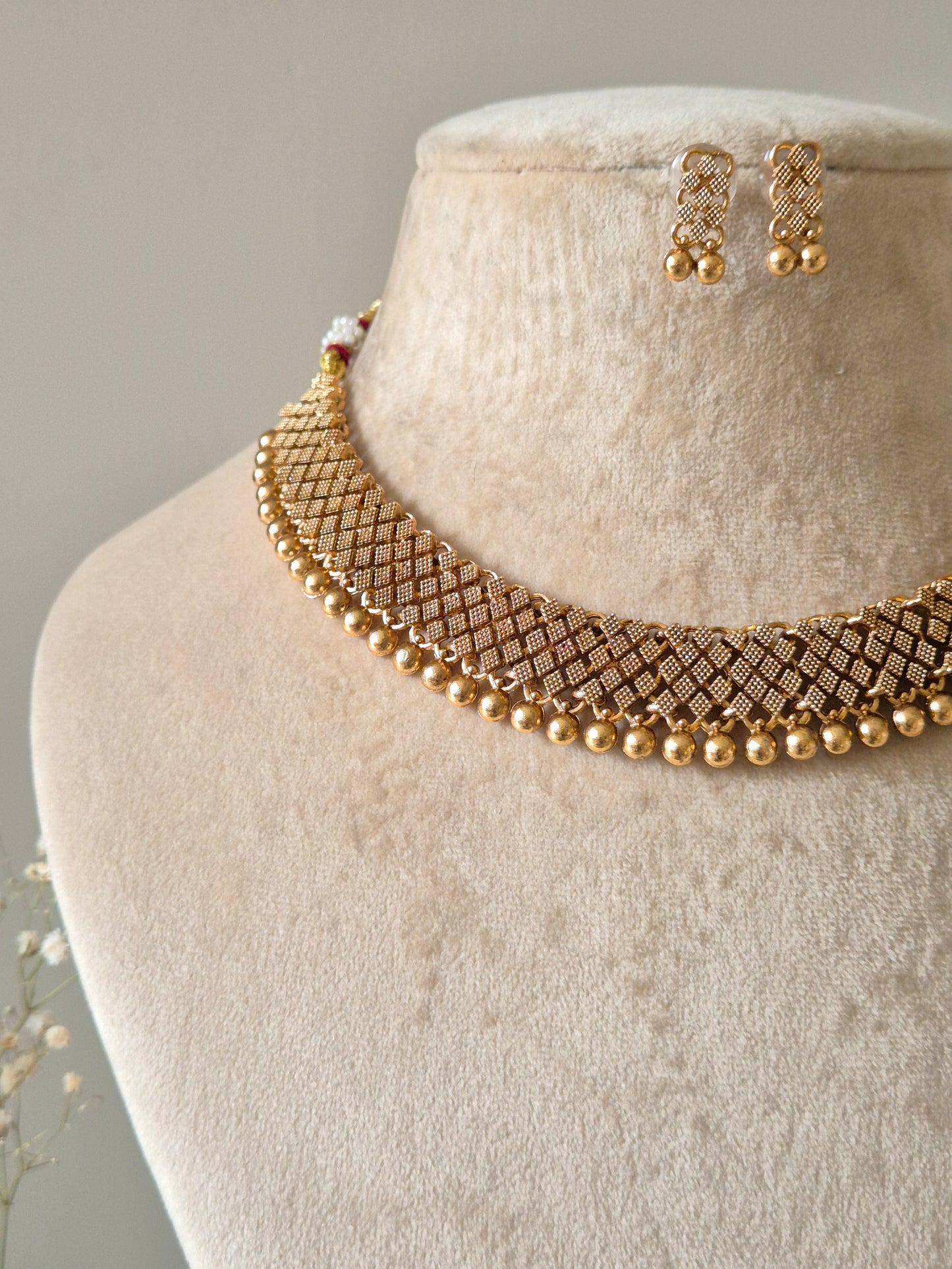 Brisya Necklace Set