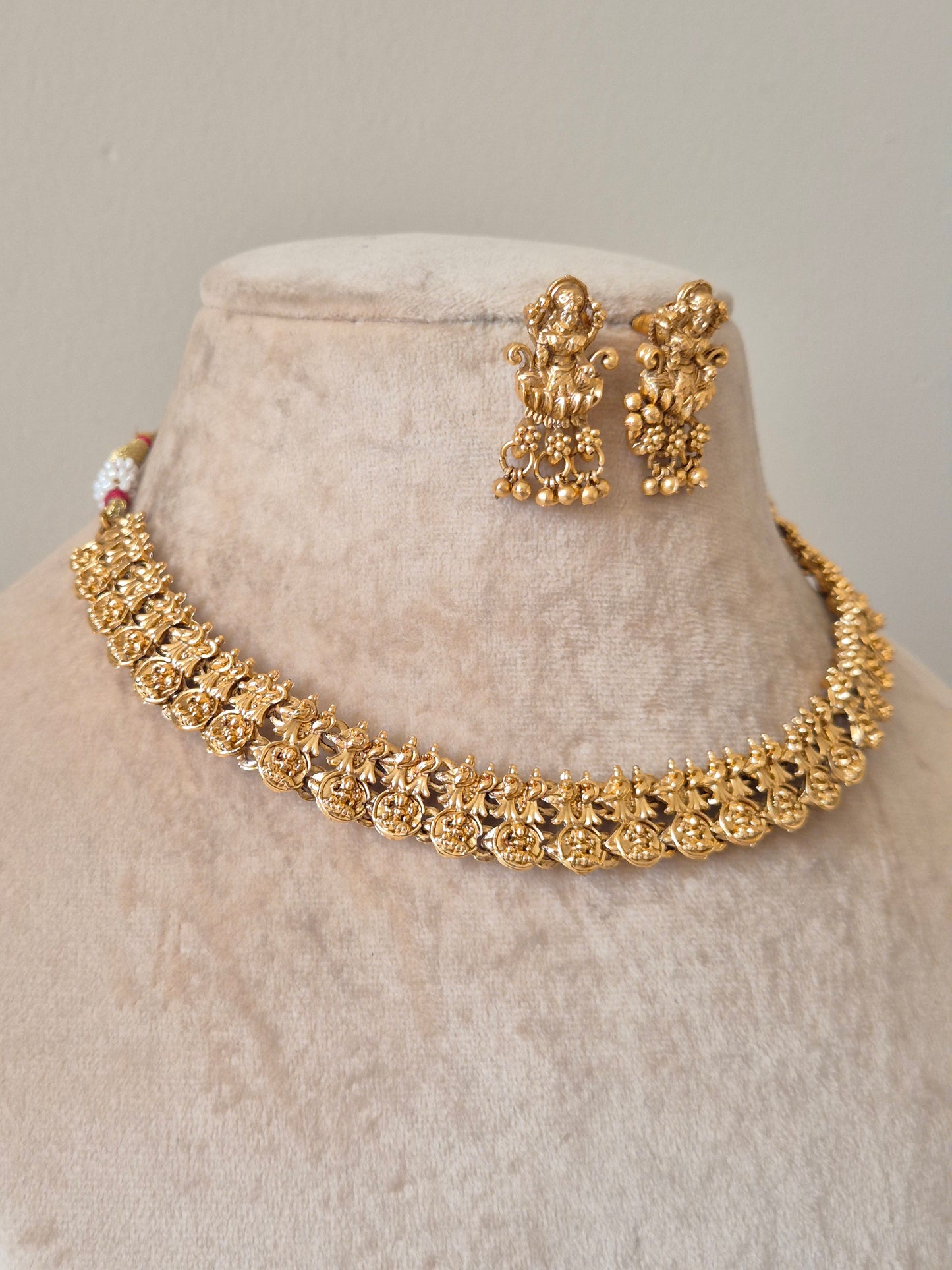 Suhasini Necklace Set