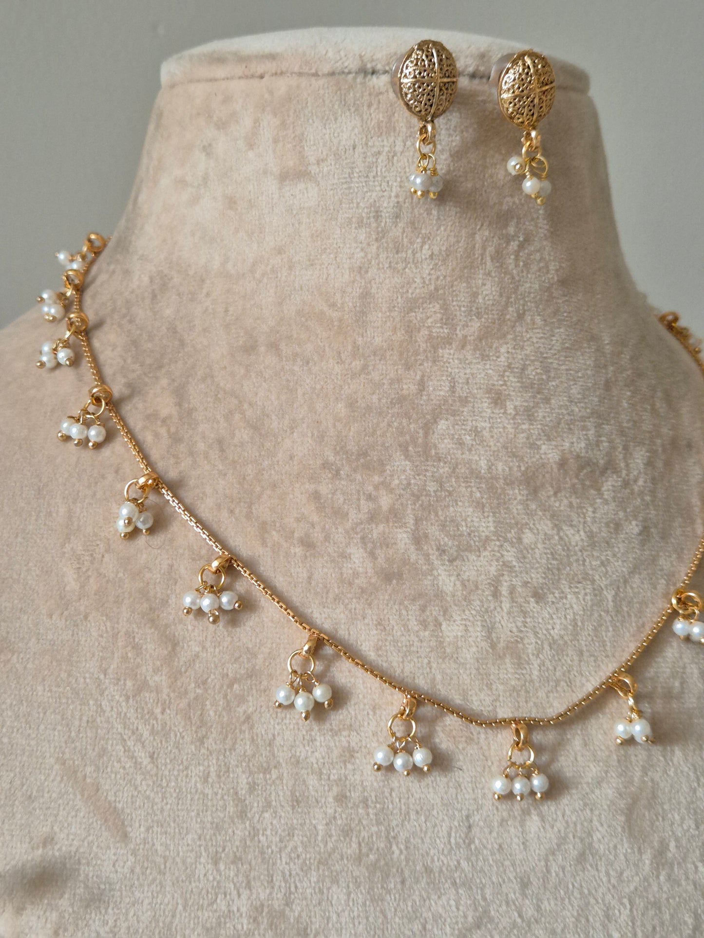 Mila Necklace Set