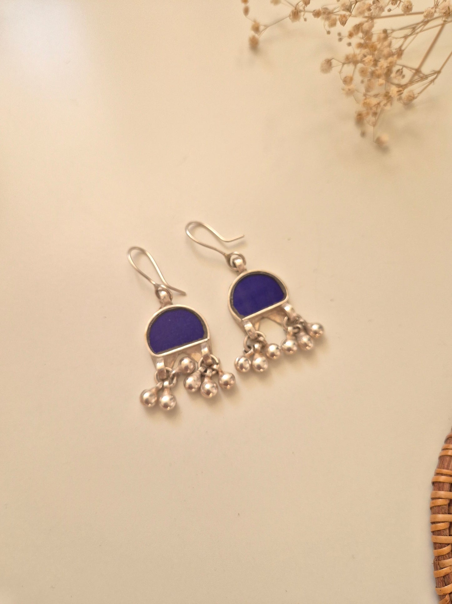 Tanvi Glass Earrings