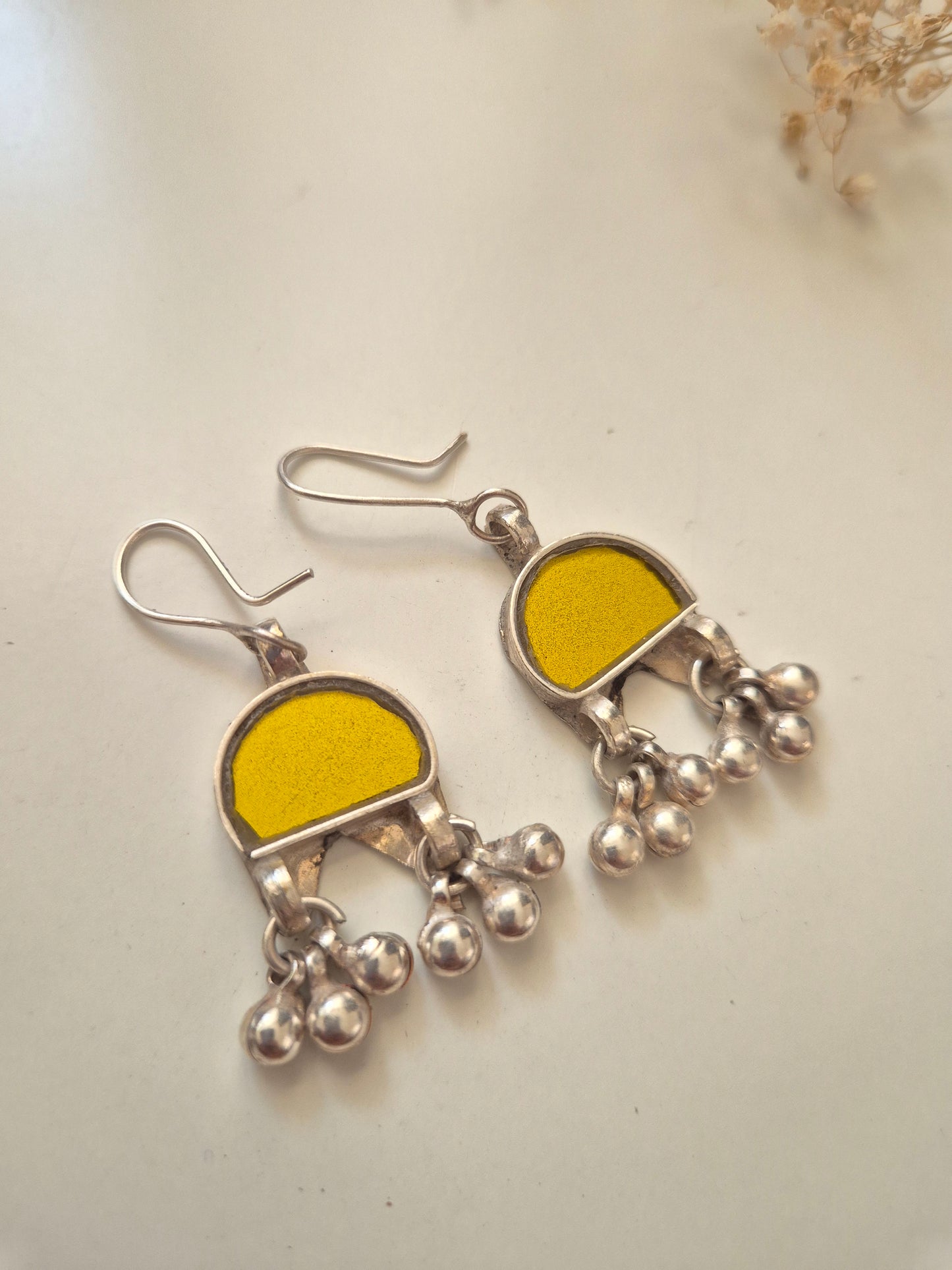 Uttami Glass Earrings