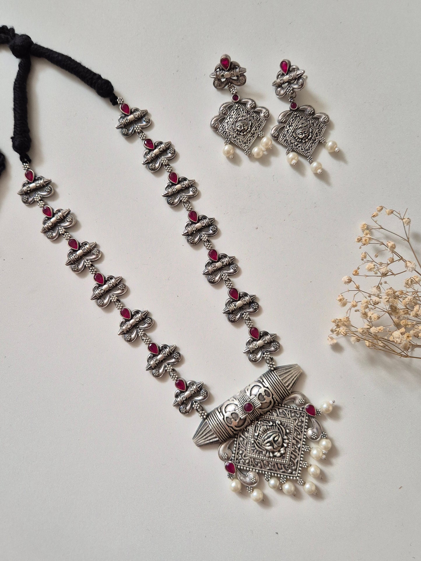 Prati Necklace Set