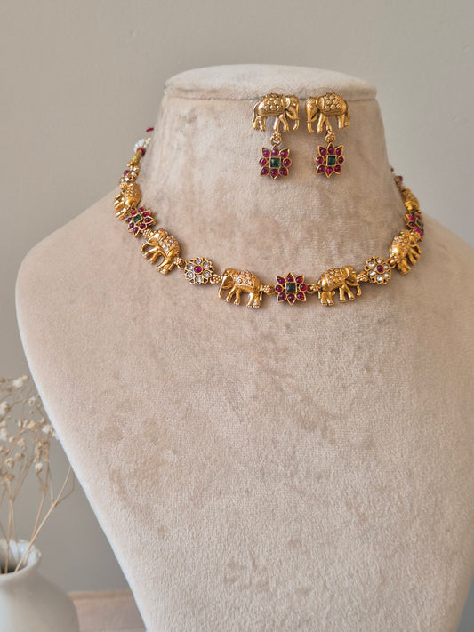 Hamsini Necklace Set