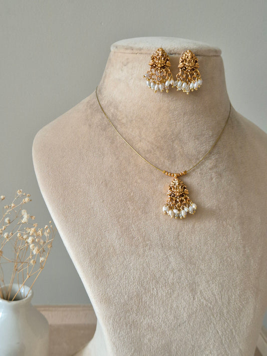 Charvi Necklace Set