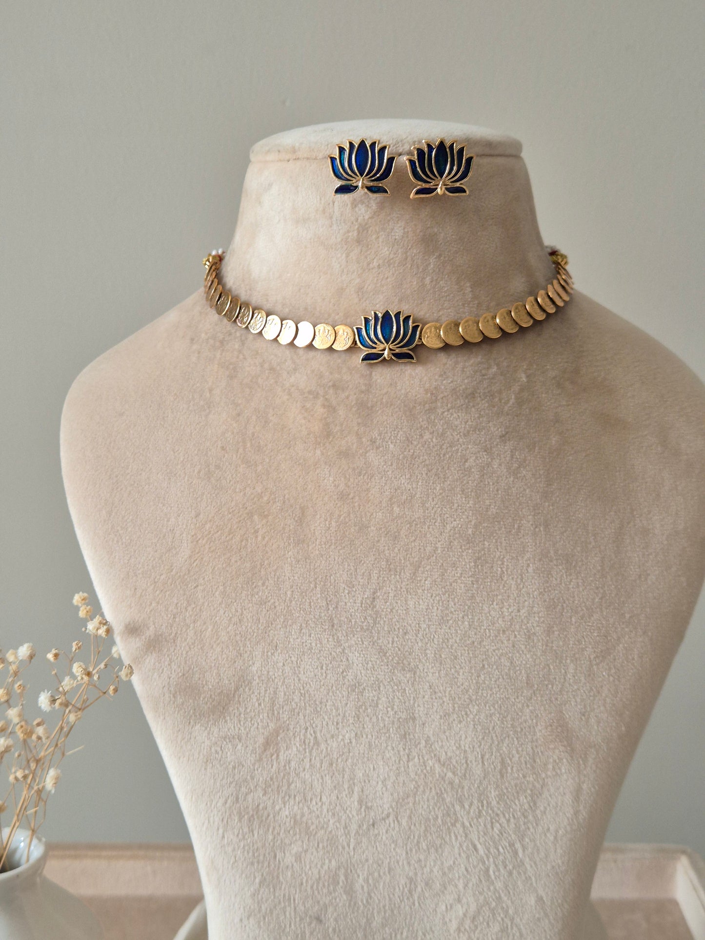 Nitara Necklace Set