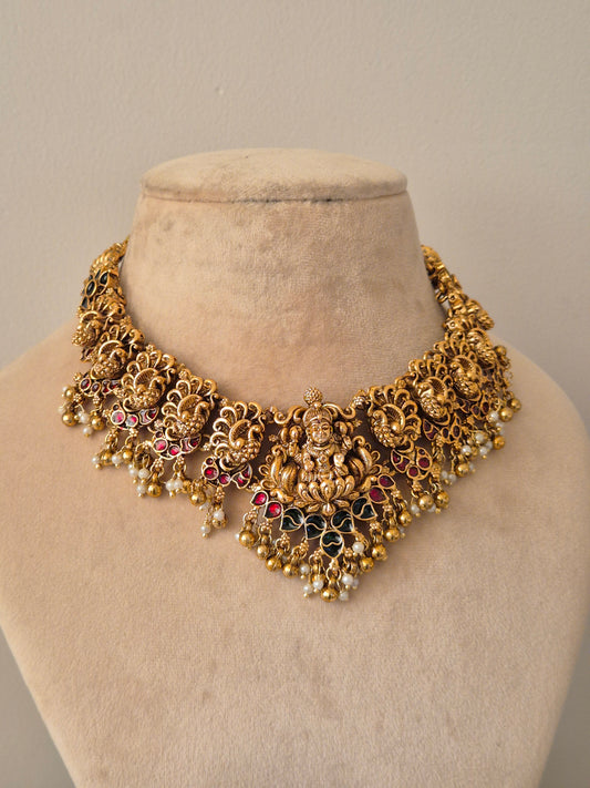 Pragati Necklace Set