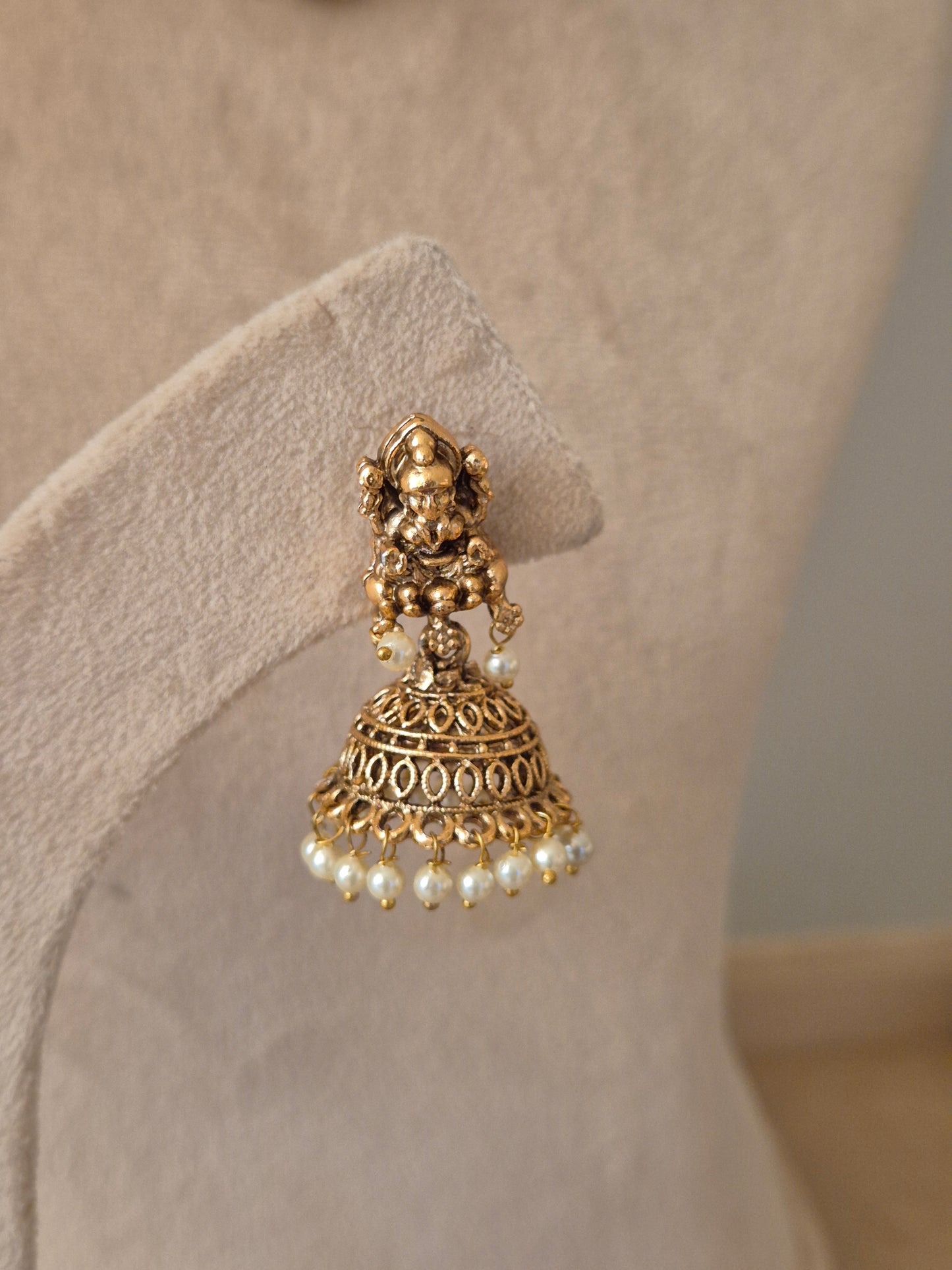 Pragati Necklace Set