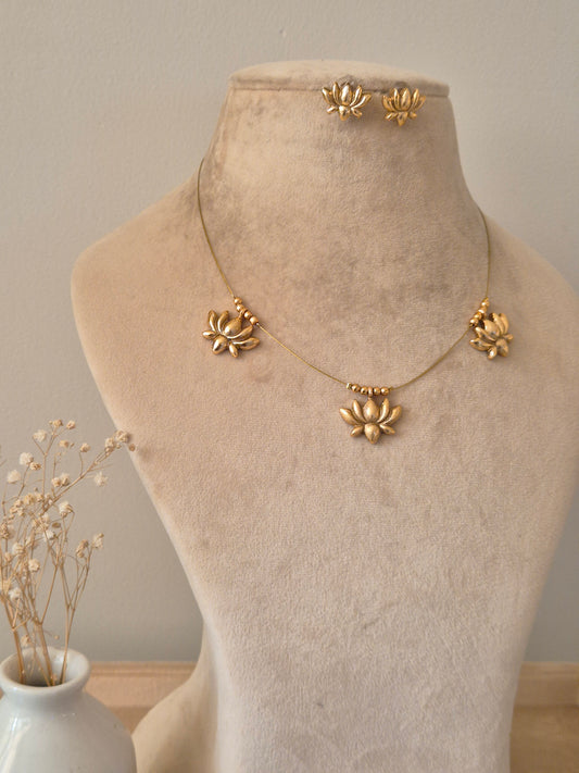 Dhruti Necklace Set
