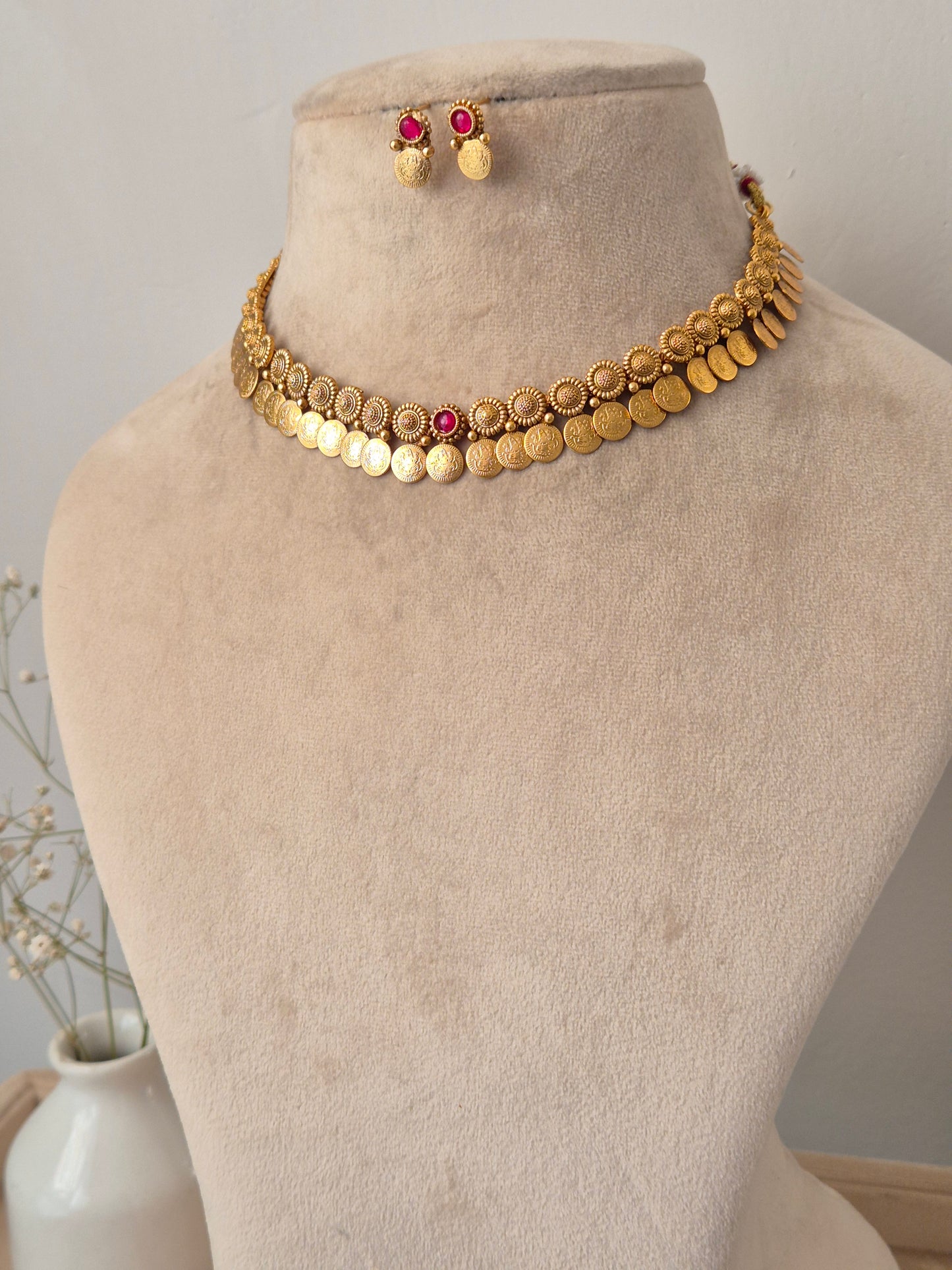 Ilahi Necklace Set