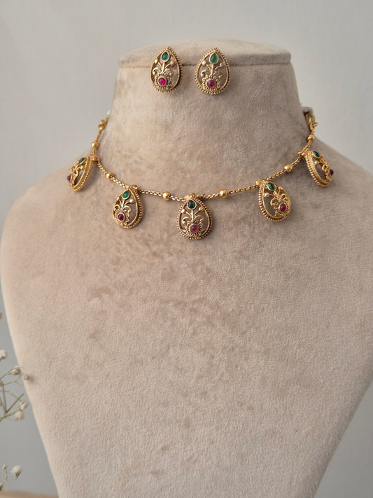 Zalak Necklace Set