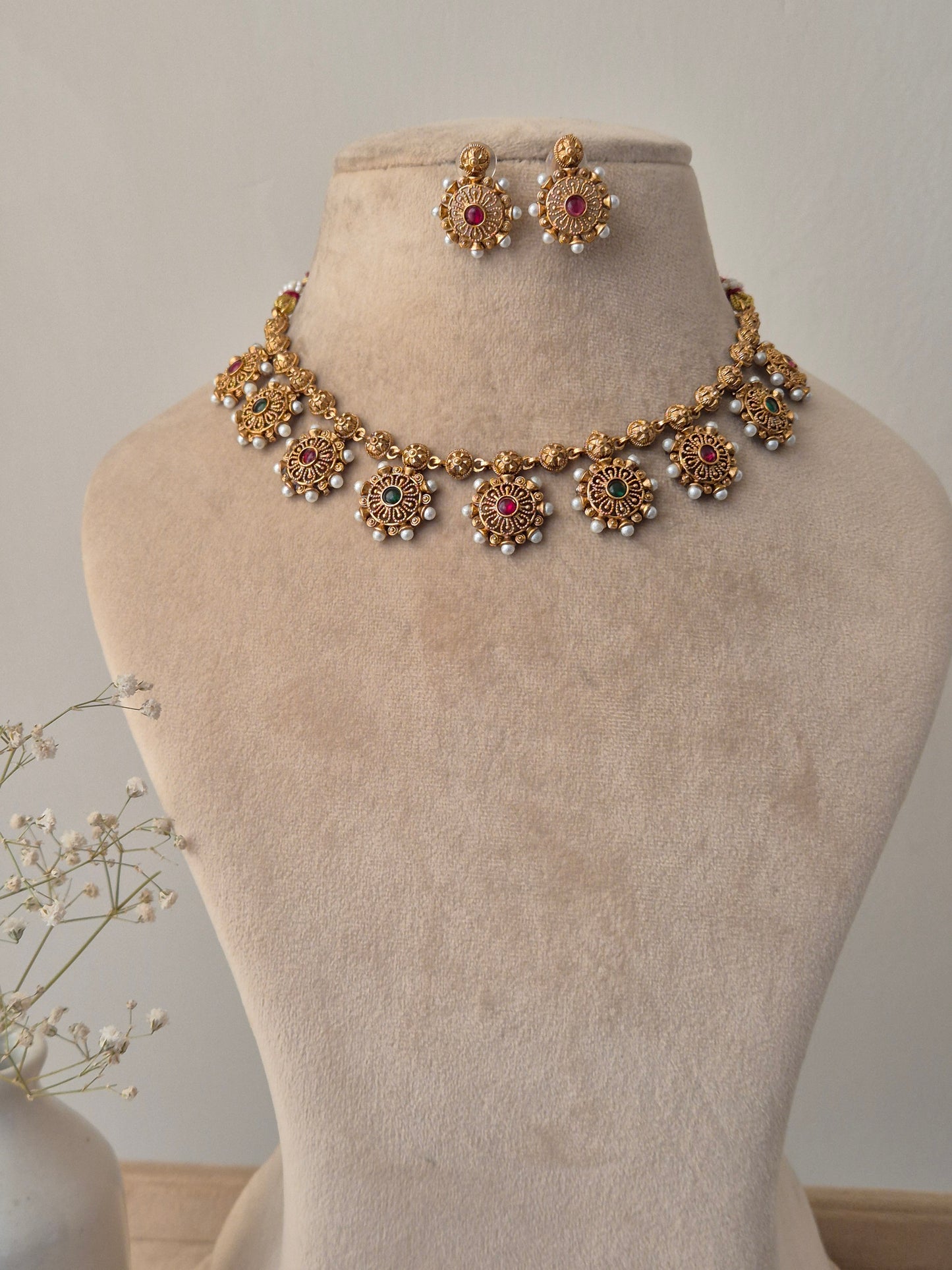 Zansi Necklace Set