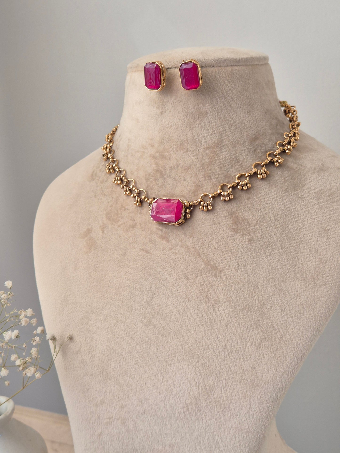 Babitha Necklace Set