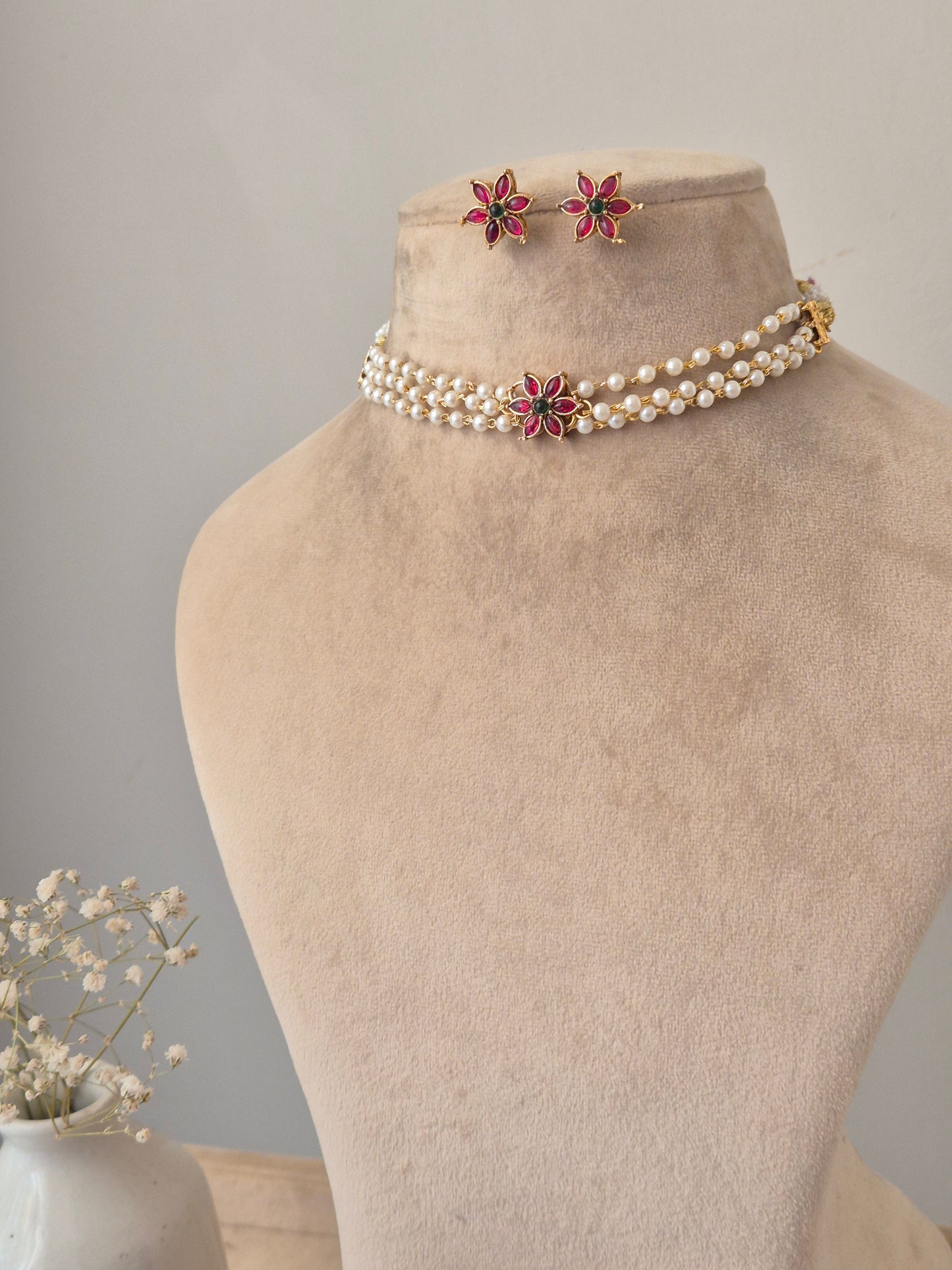 Barahmasi Choker Set