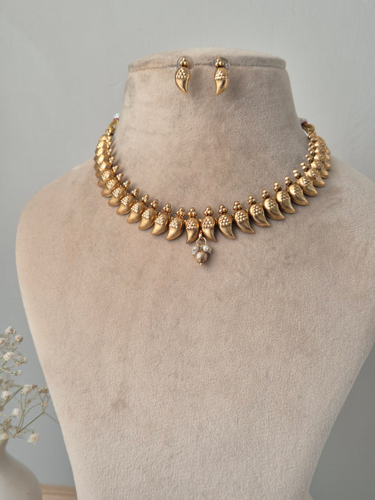 Leena Necklace Set