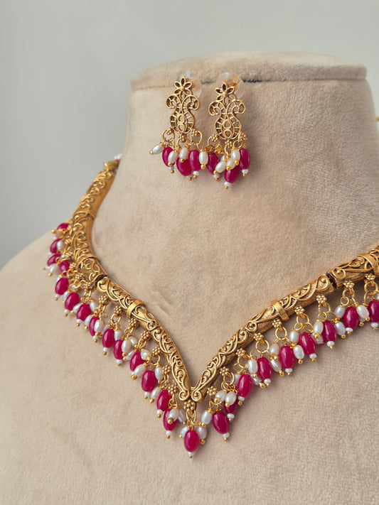 Mishika Necklace Set
