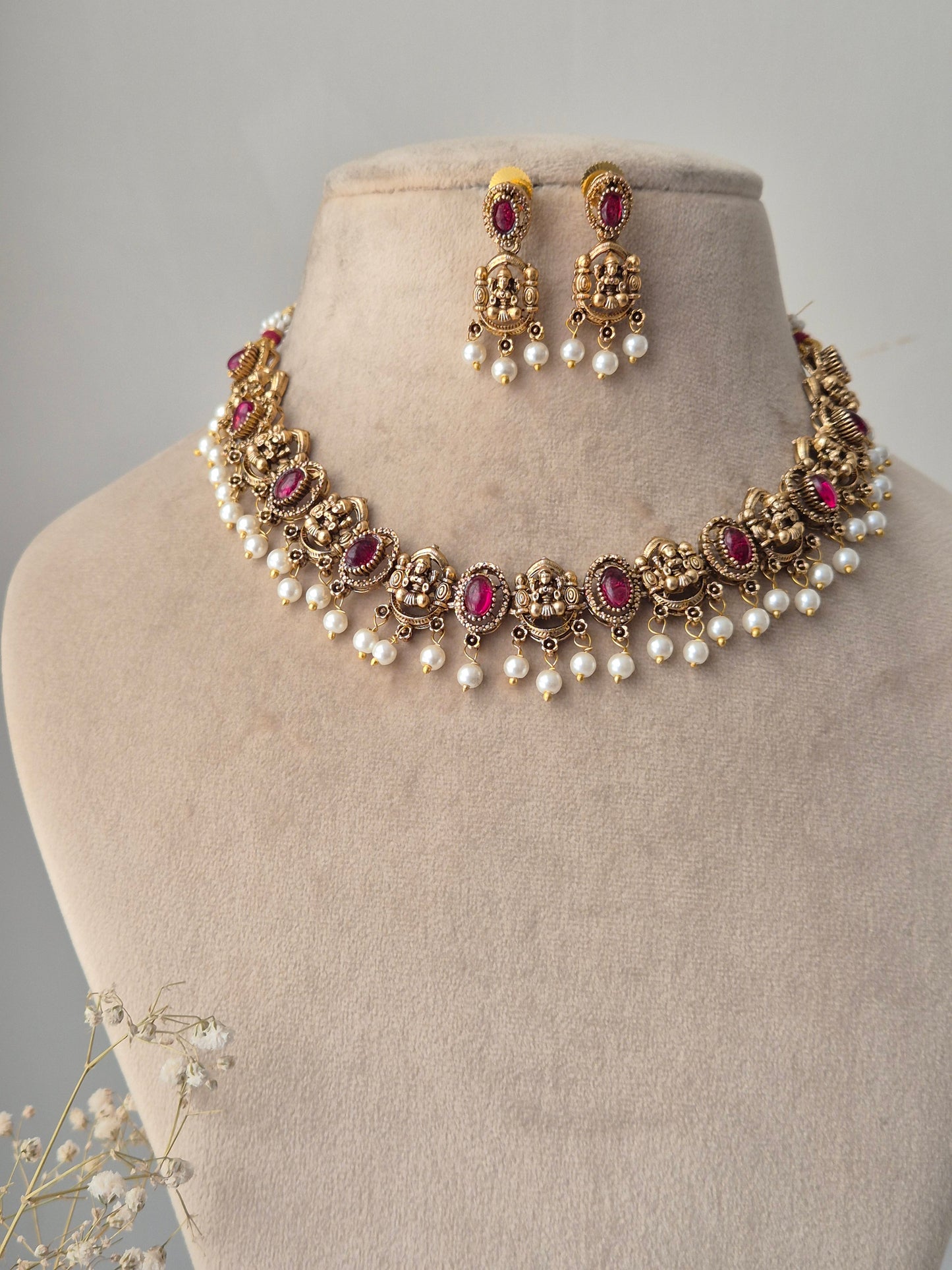 Chinmayi Necklace Set