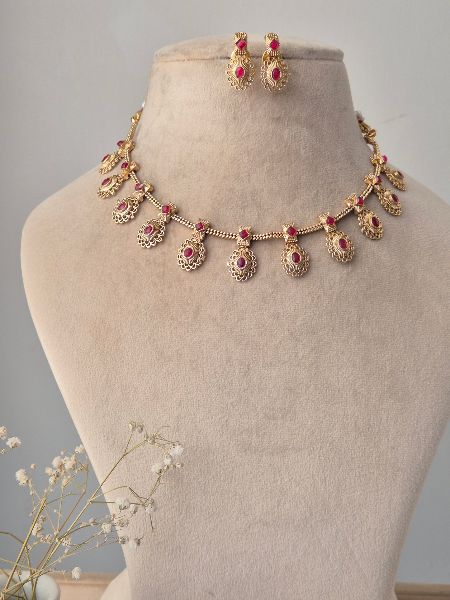 Pritha Necklace Set