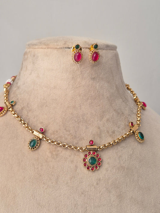 Jirat Necklace Set