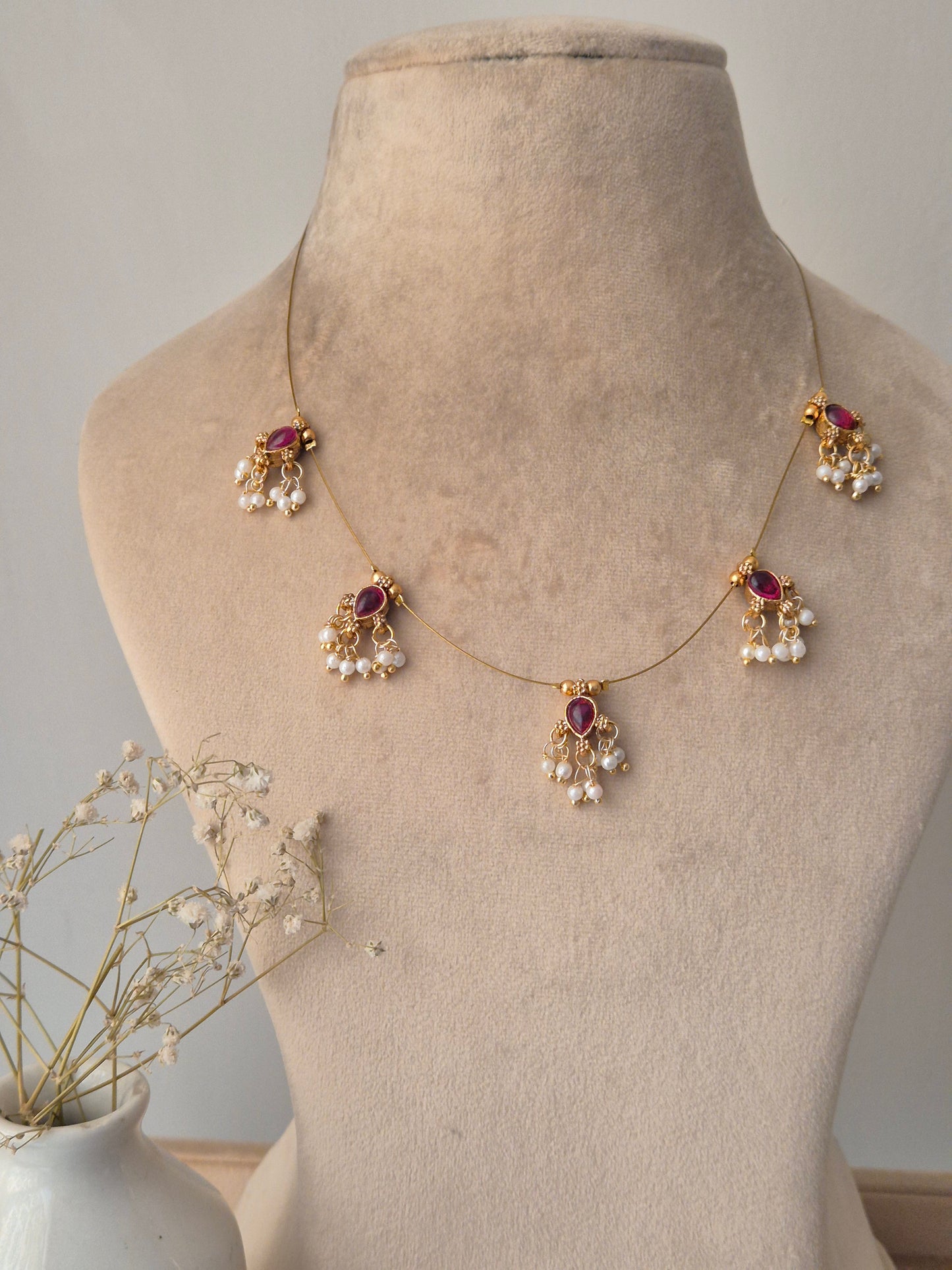 Reversible Ari Invisible Chain Necklace