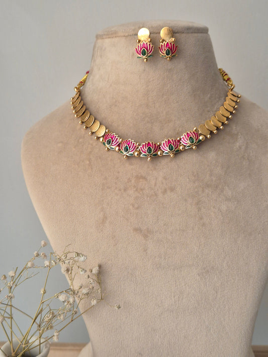 Pragya Necklace Set