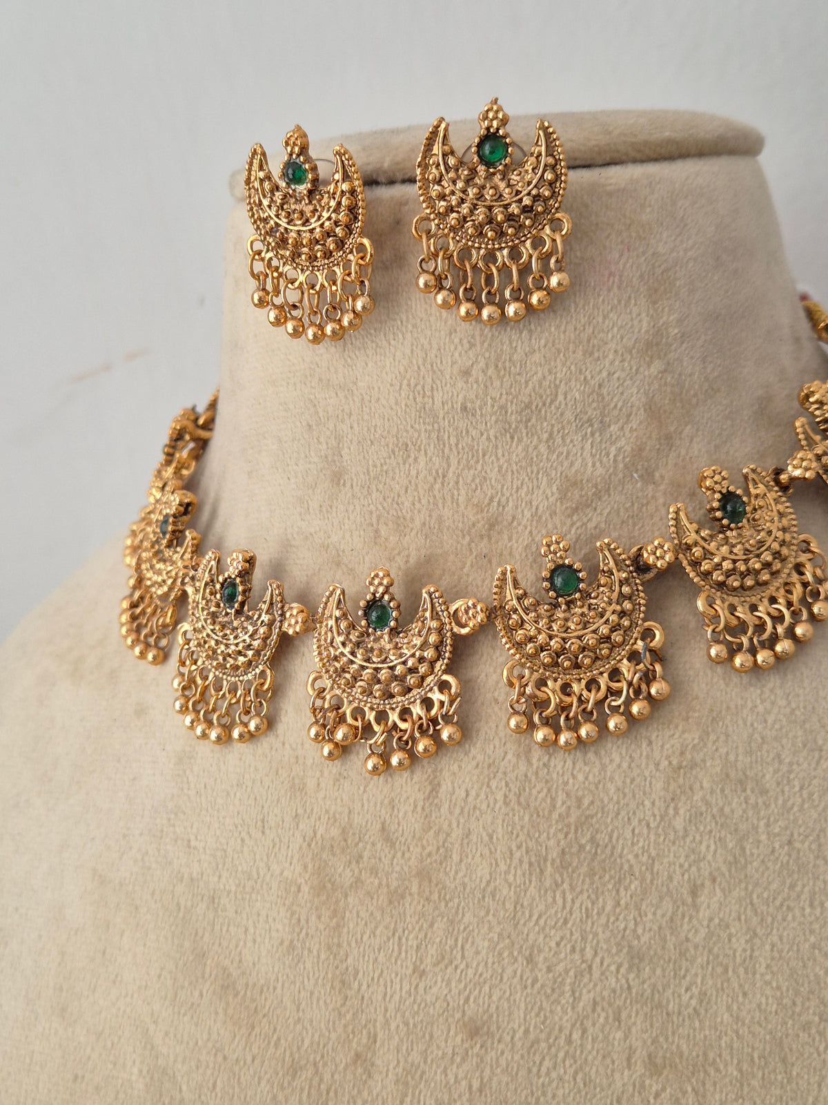 Amarthya Necklace Set