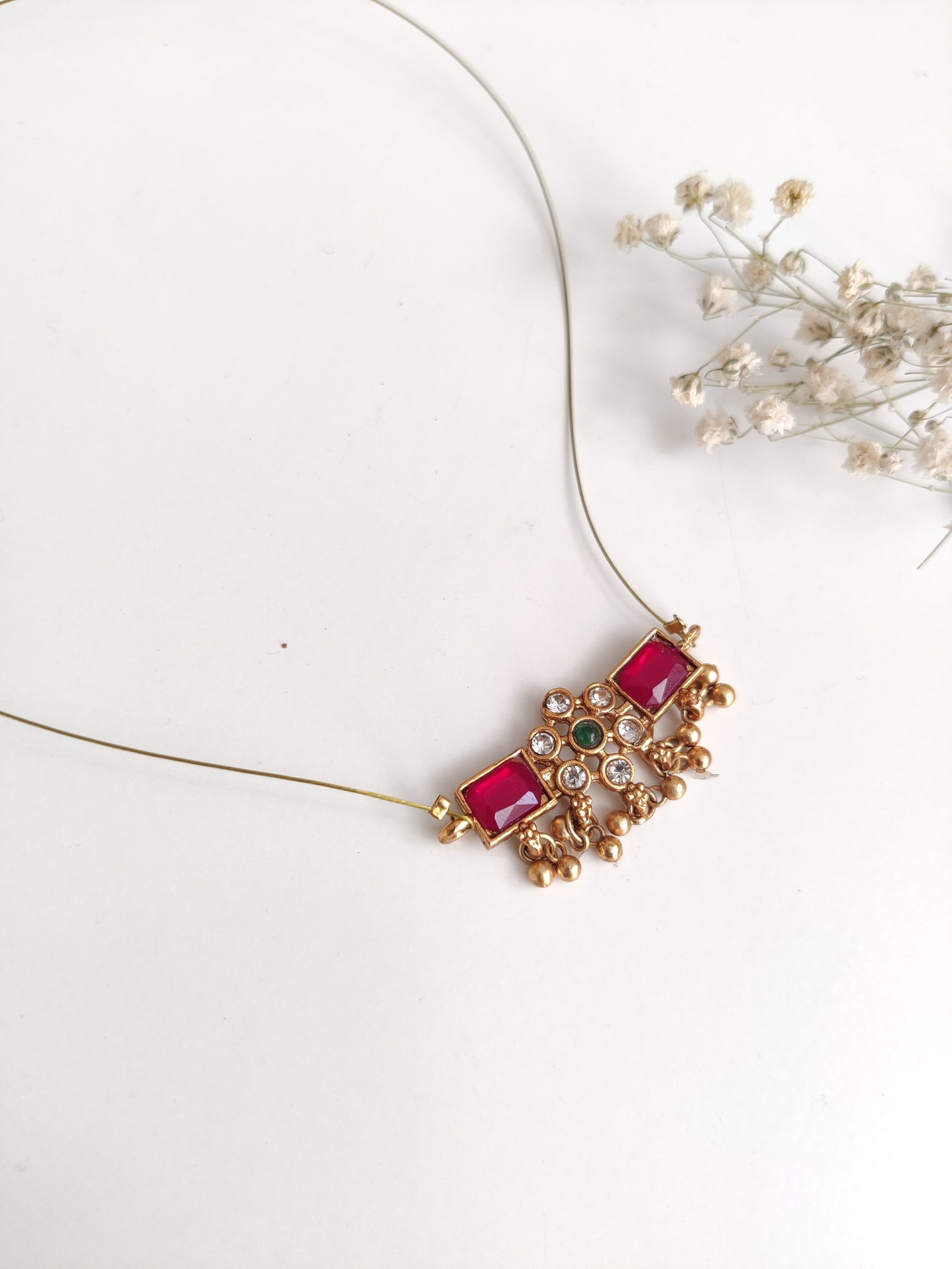 Divyam Temple Invisible Chain Necklace Set