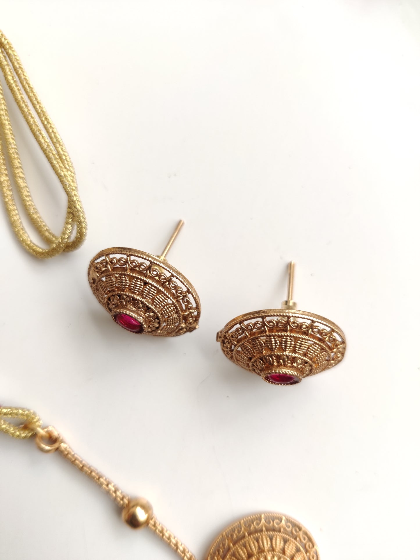 Yukti Temple Necklace Set