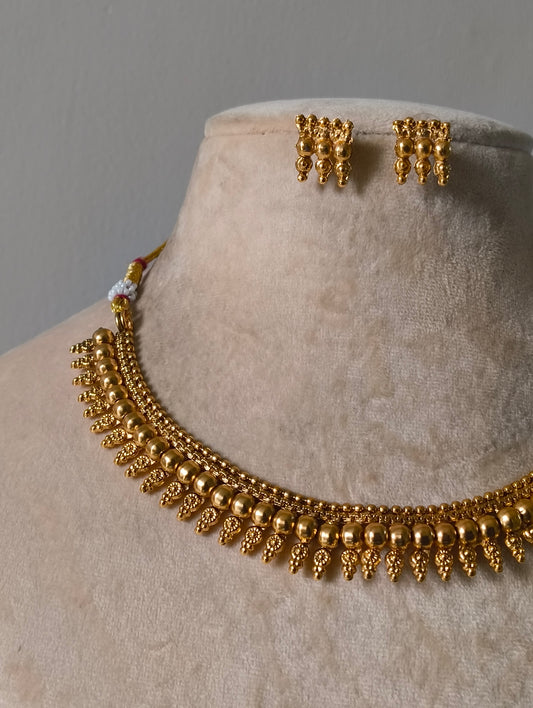 Nilima Necklace Set