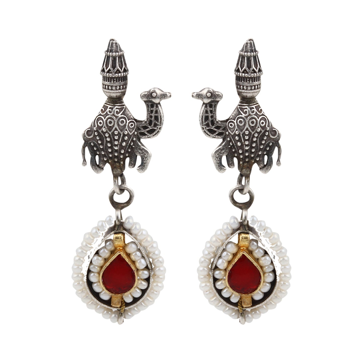 Dual-tone red and silver hasli necklace, Meesha Hasli Set by Naitri on bust form.