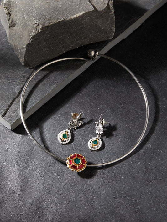 Classic yellow brass hasli choker and earrings set, ethnic focus