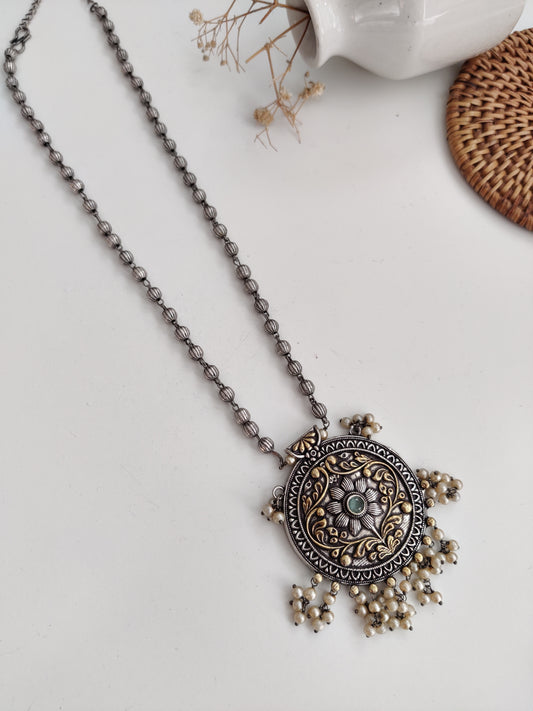 Veena Necklace