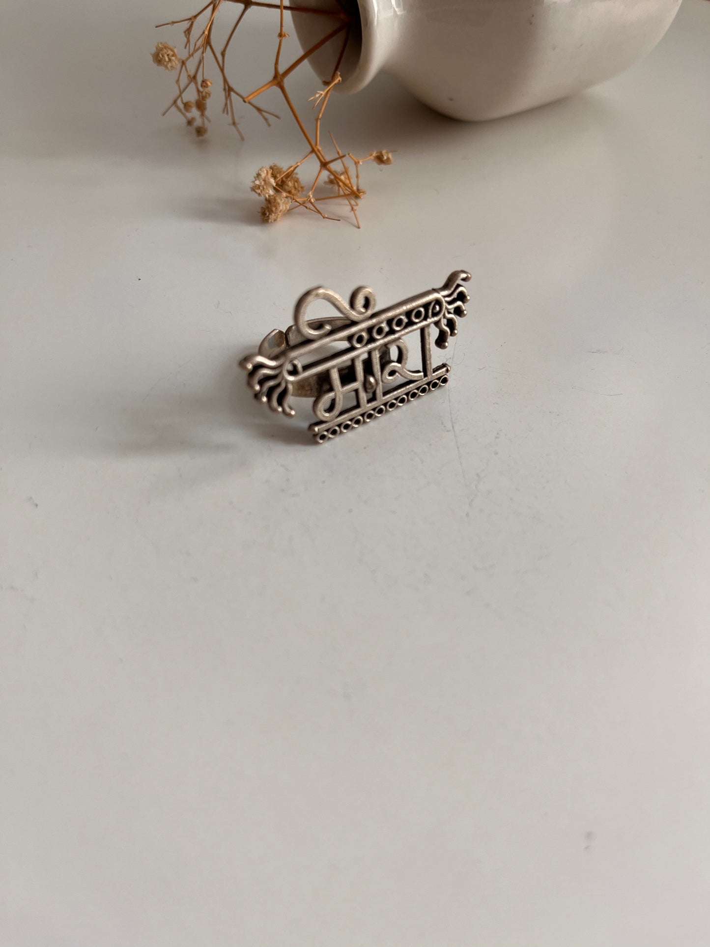Meera Ring
