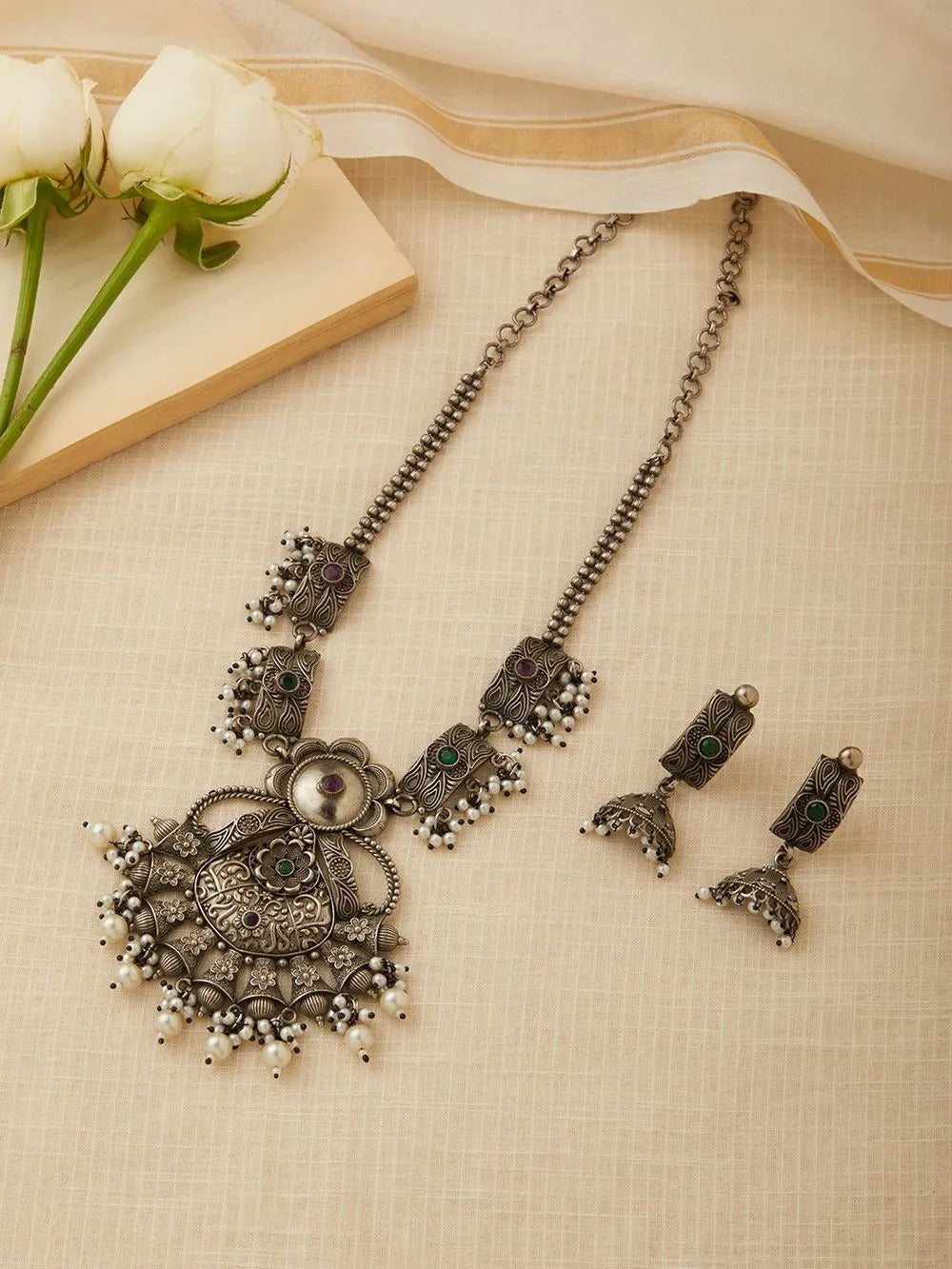 Bhavisha Necklace Set