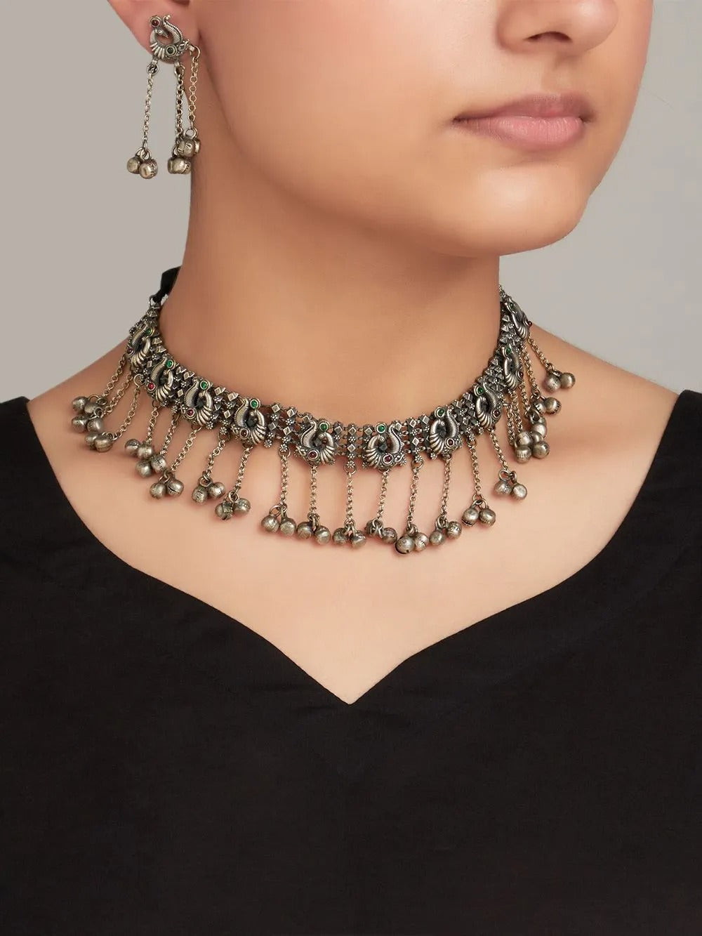 Dhvani Choker Necklace Set