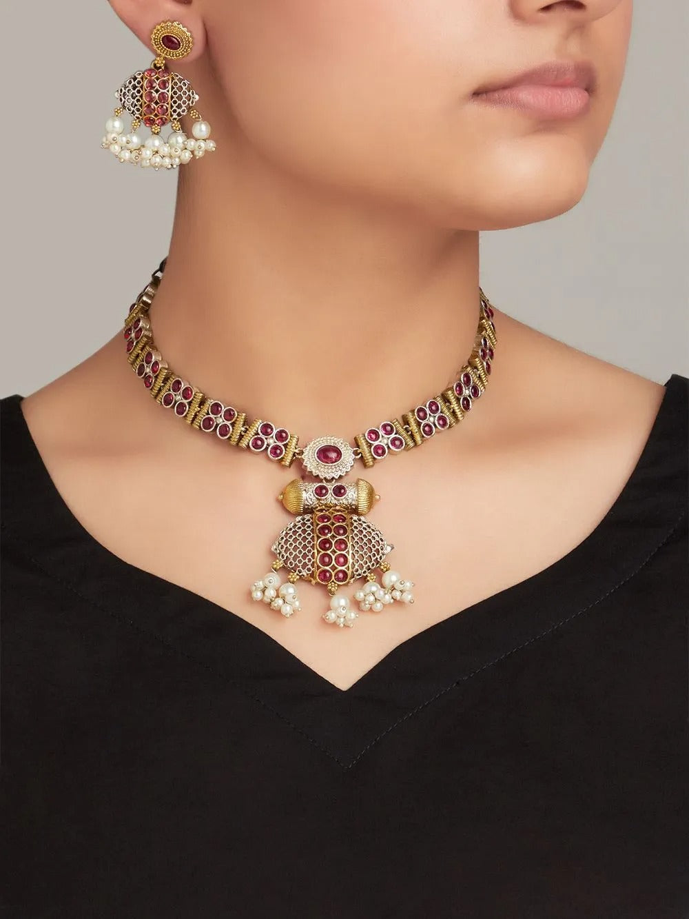 Darshana Necklace Set