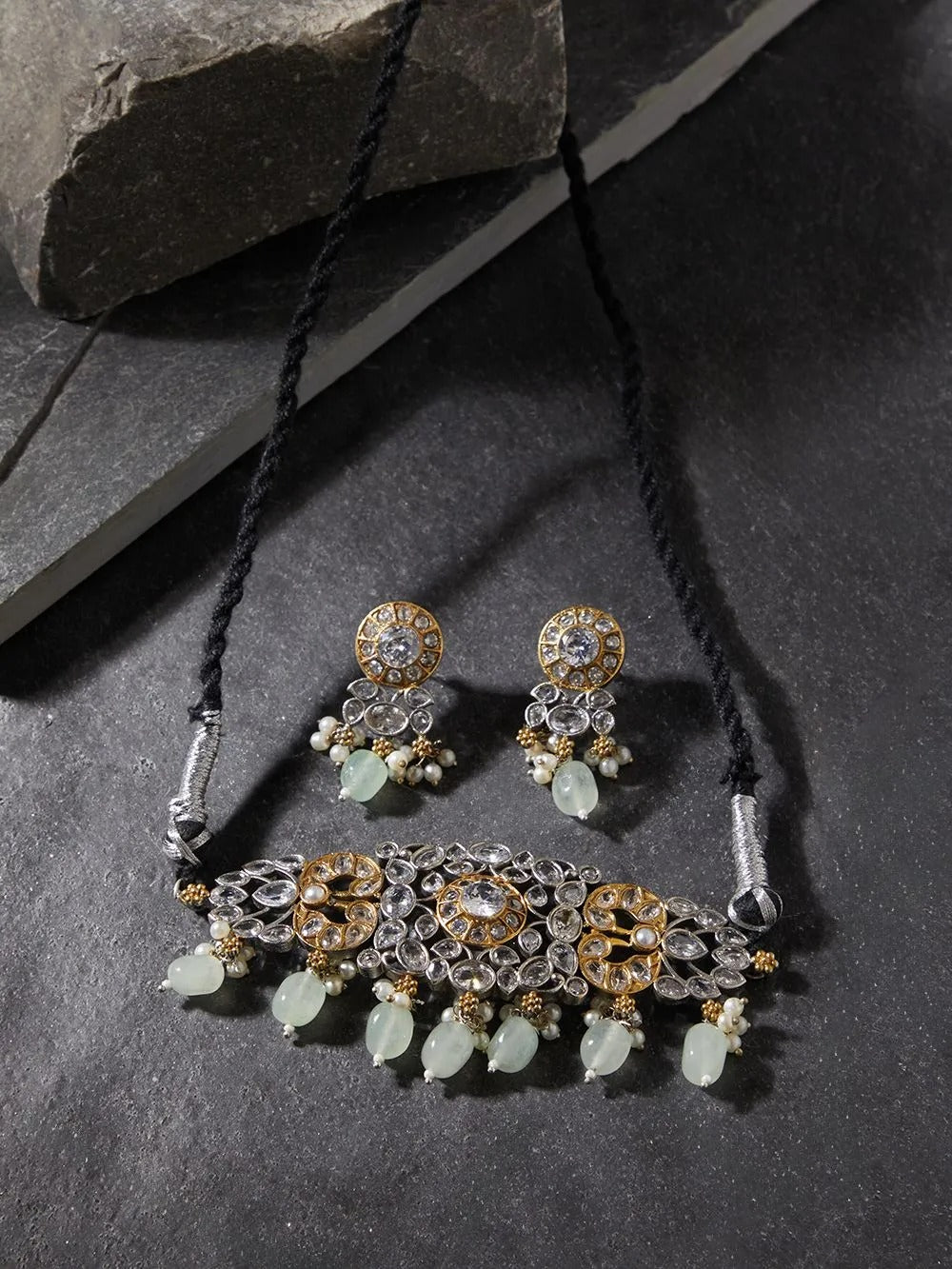 Fayona Choker Necklace Set