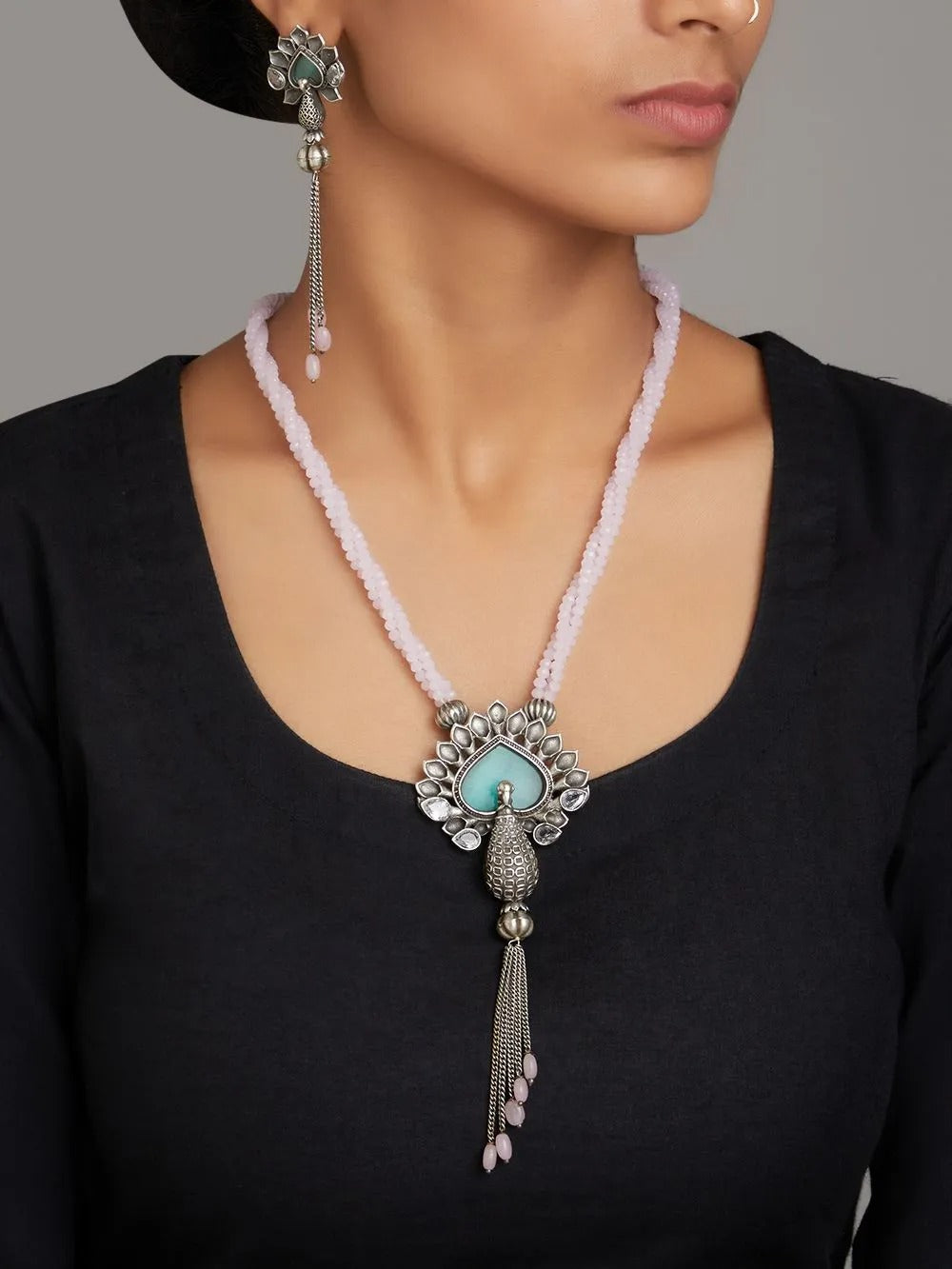 Ekashree Necklace Set
