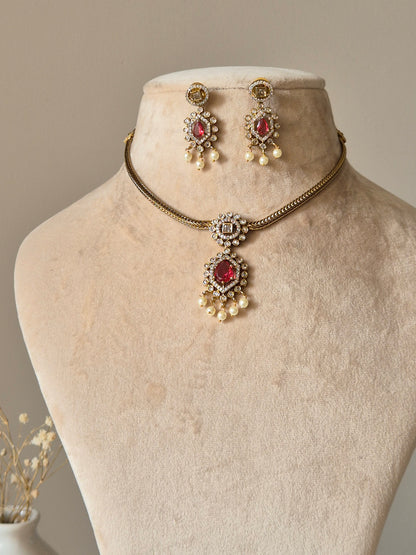 Gold pendant necklace set, Mitanshi by Naitri, sleek simple design.